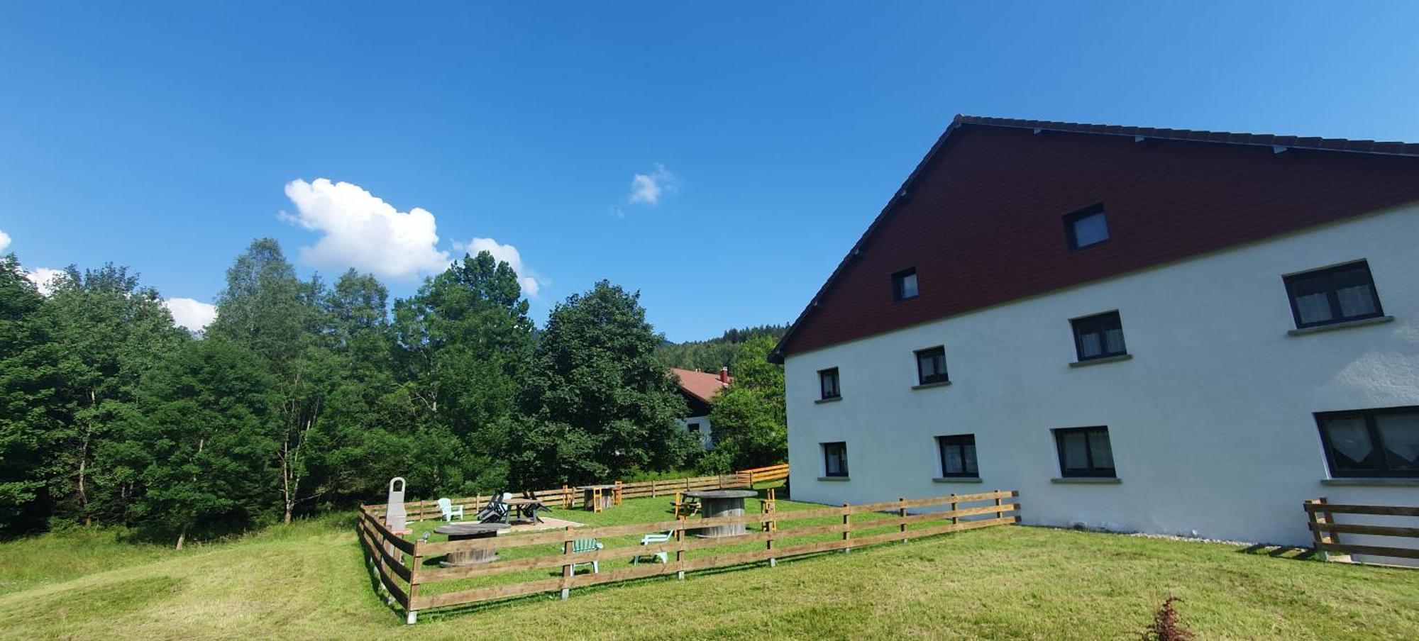 Appart Lievre 4 Etoiles Cornimont Exteriér fotografie